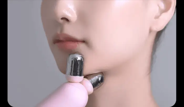 [7월 올영픽][이중턱/윤곽관리] 메디큐브 에이지알 부스터 브이롤러 기획 핑크/베이지 (+미니플러스,브이롤러 헤드) 상세페이지 71